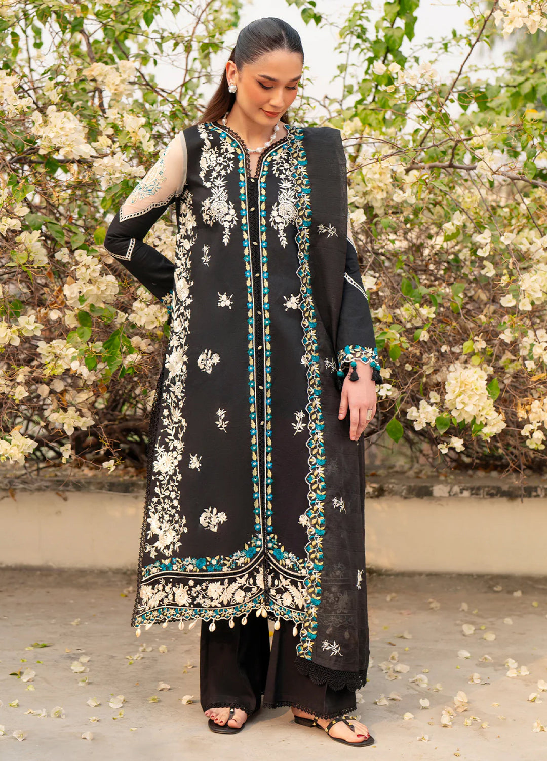 Angan by Mahnur Unstitched Embroidered Lawn 3 Piece Suit MN26UAL AAN-011 - Summer Collection