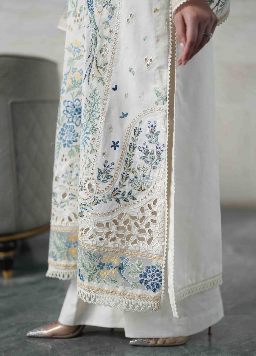 Symphony by Neeshay Unstitched Embroidered Luxury Lawn 3 Piece Suit NSH26US D-7 Reve - Summer Collection