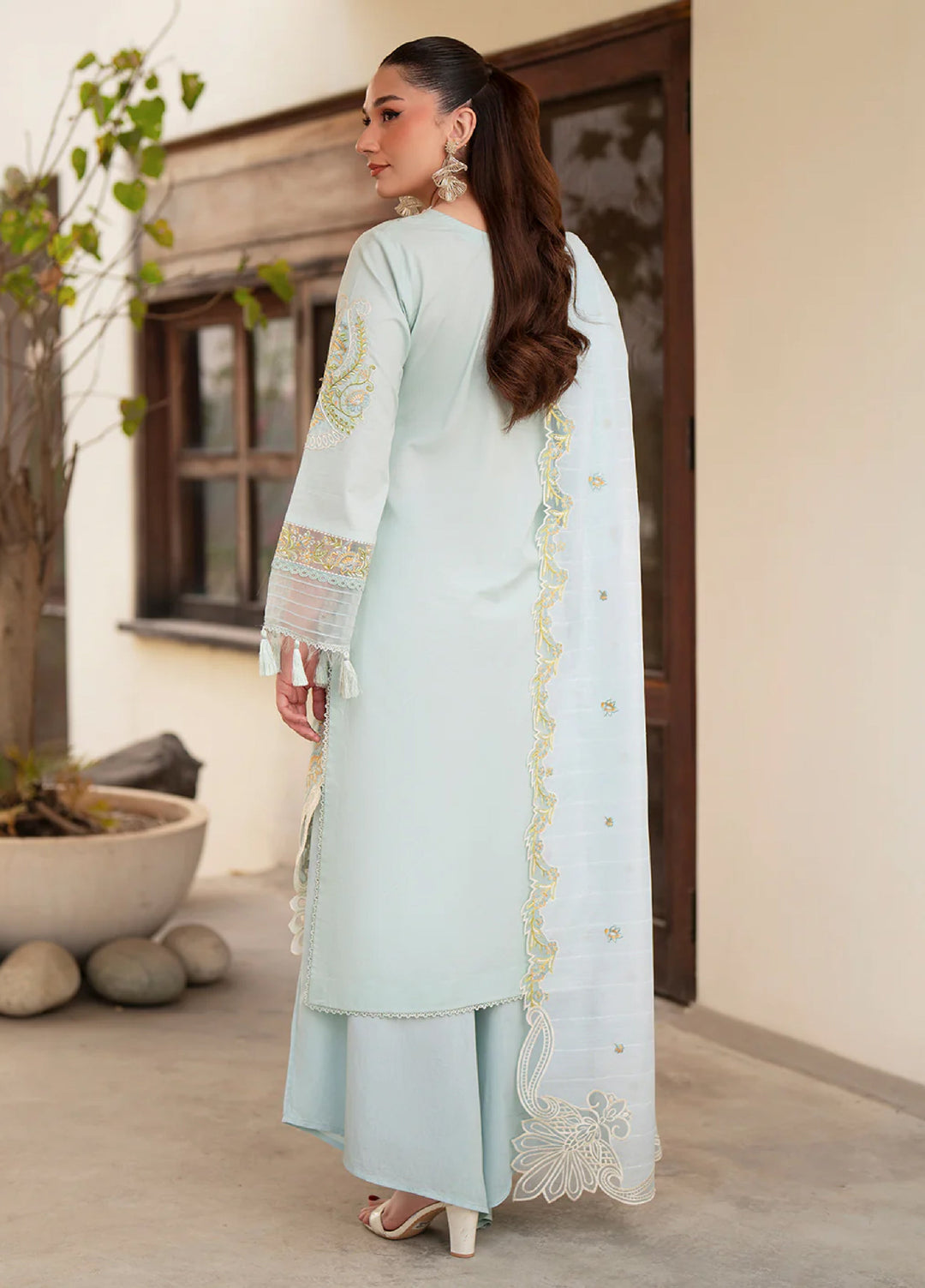 Angan by Mahnur Unstitched Embroidered Lawn 3 Piece Suit MN26UAL AAN-013 - Summer Collection