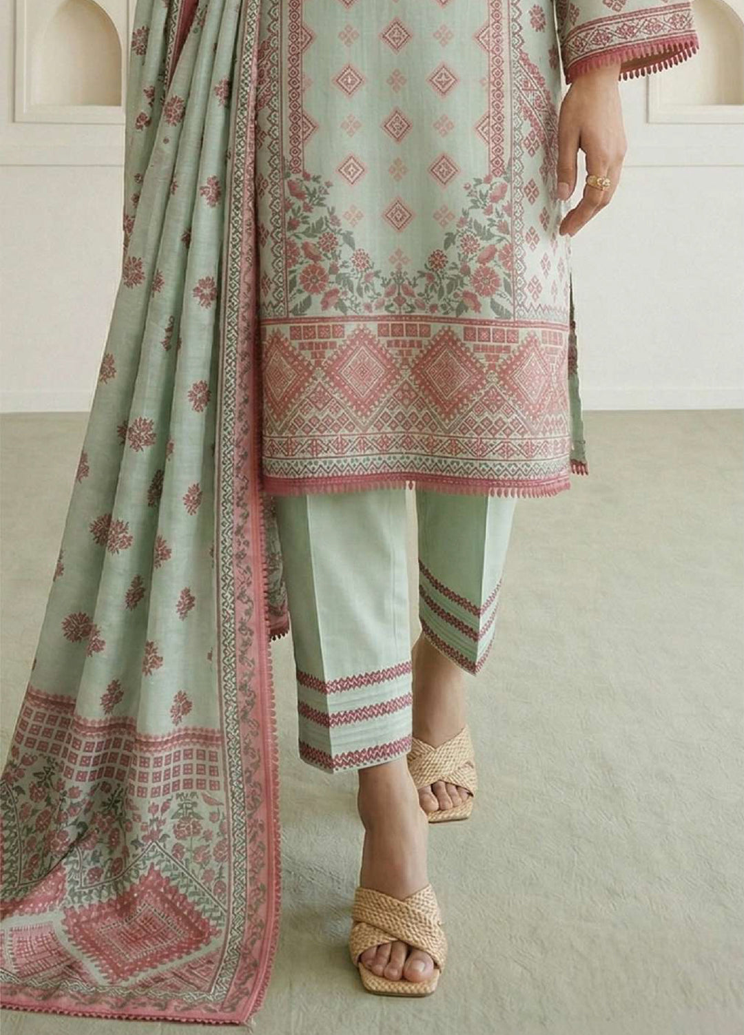 Zellbury Unstitched Printed Lawn 3 Piece Suit ZB26UCVII WUS26X31008 - Casual Collection