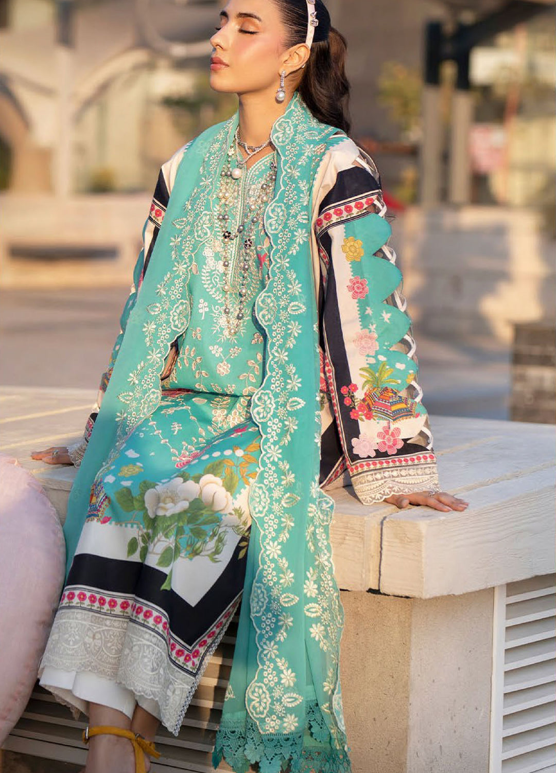 Broadway by Mahnur Unstitched Embroidered Lawn 3 Piece Suit MN26UB BW-007 - Summer Collection
