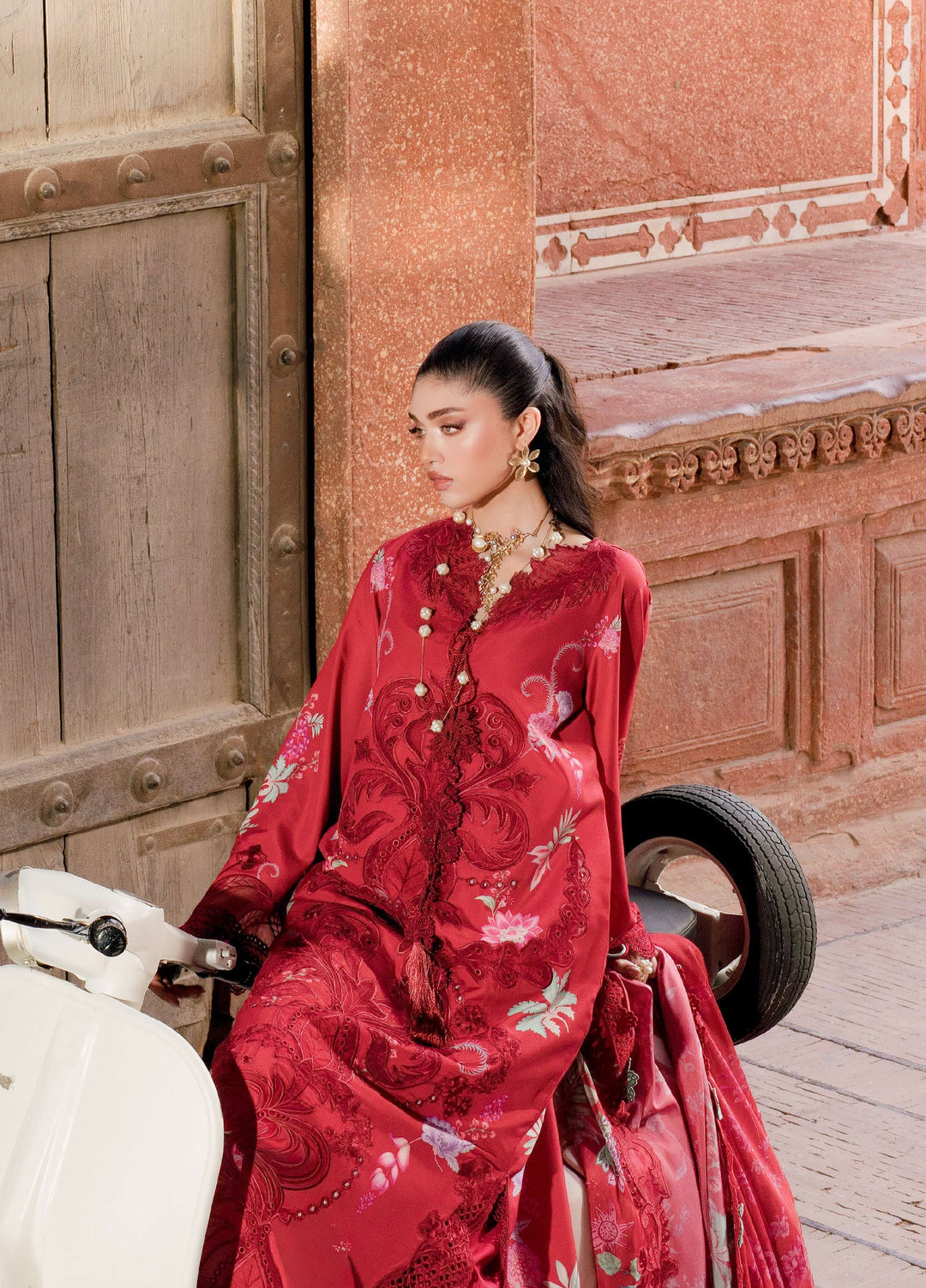 Bloom by Saira Shakira Unstitched Embroidered Lawn 3 Piece Suit SSR26ULB ZELIE-04B - Eid Collection