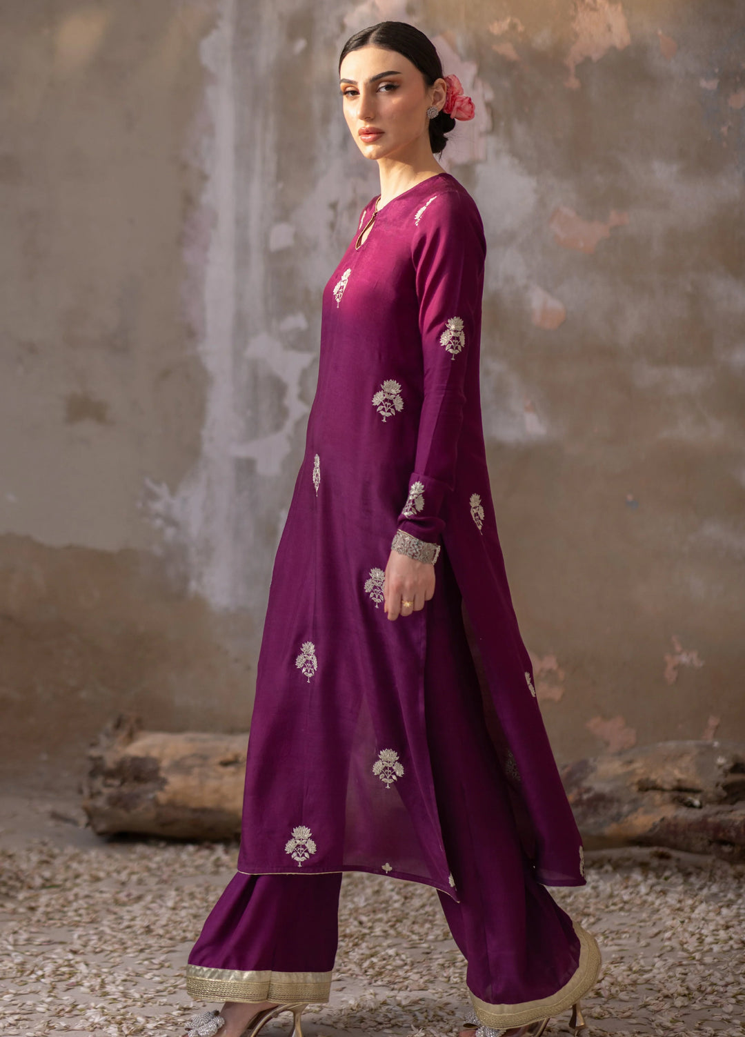 Dareecha by Daak RTW Embroidered Cotton Silk 3 Piece Suit ZKS-P ZARMINA ZKS-P - Festive Collection