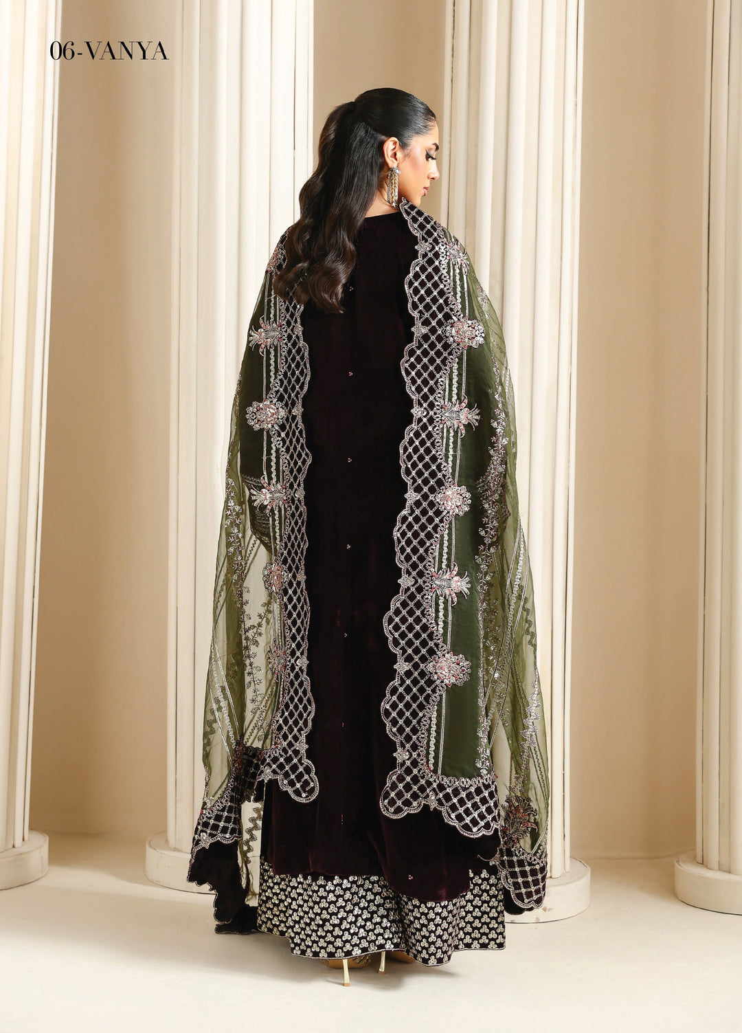 Lamour by Alizeh Fashion Unstitched Velvet Embroidered Suits 3 Piece AFB25LV D-06 Vanya - Festive Collection