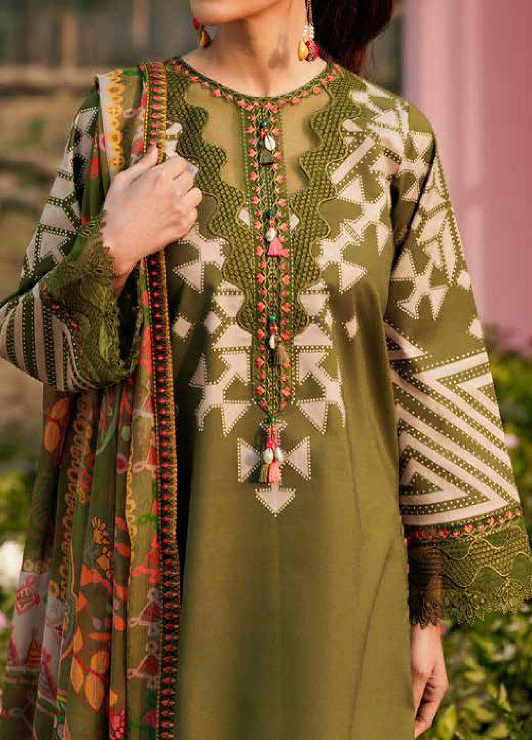 Rang e Bahar by Charizma Unstitched Embroidered Lawn 3 Piece Suit CHR26URB CRB6-04 - Summer Collection