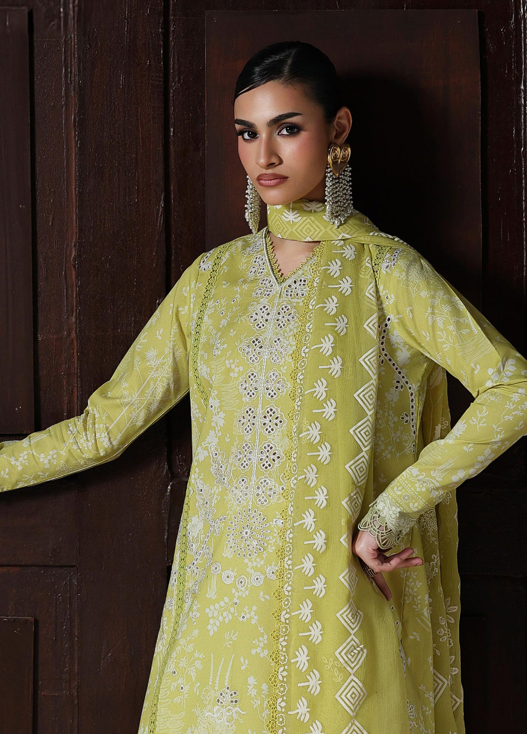Q Prints by Qalamkar Unstitched Printed Lawn 3 Piece Suit QLK26UQL ZOHRА QQP-06 (B) - Summer Collection