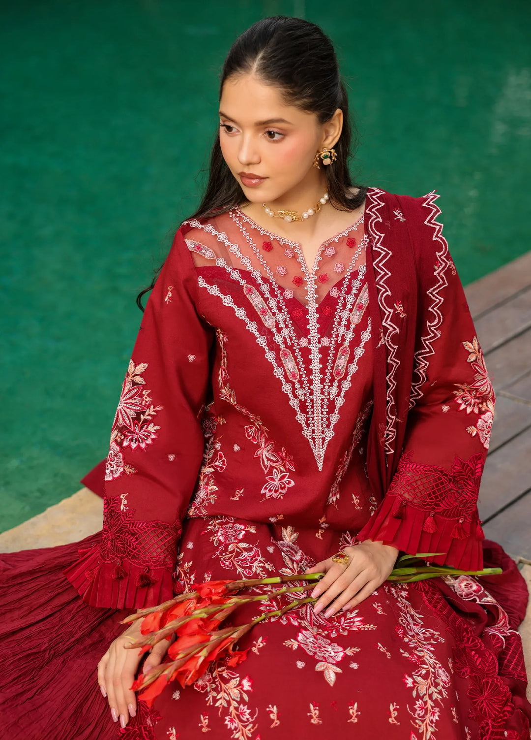 Shanaya by Mahnur Unstitched Embroidered Lawn 3 Piece Suit MN26USL SH-05 - Summer Collection