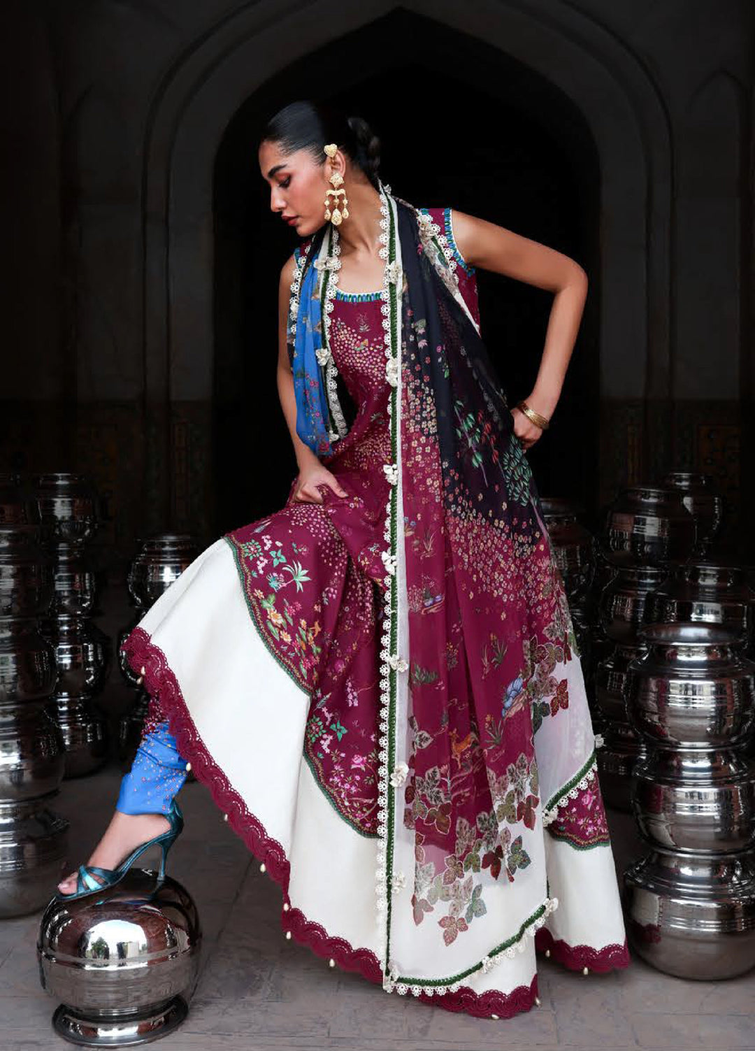 Neoma Prints by Republic Unstitched Printed Lawn 3 Piece Suit RW26UNL SP-3 MAHRU - Summer Collection