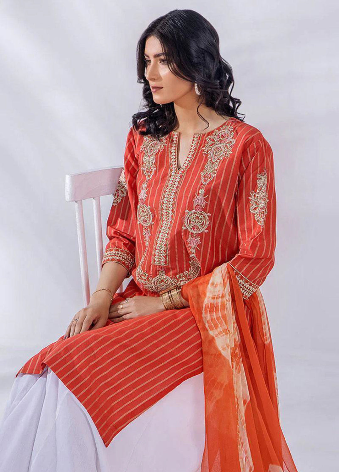 Malook By Shazia Ovais Pret Embroidered Lawn 3 Piece Suit MLK23D Aliana (Rust)