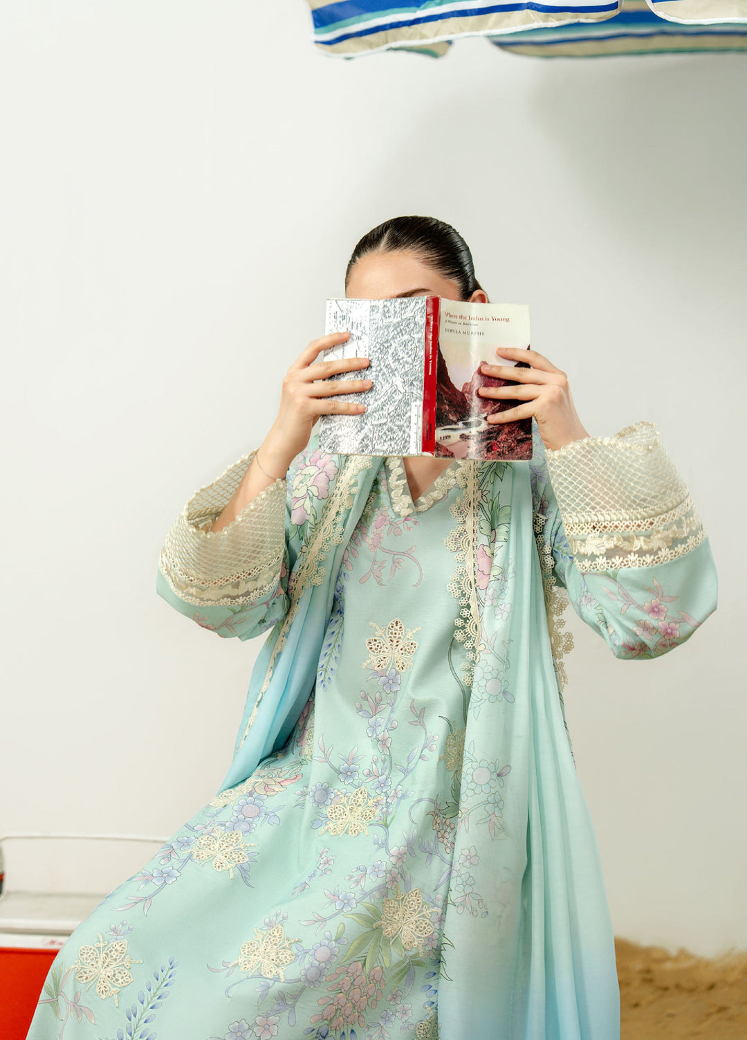 Sundaze by Zarposh Unstitched Embroidered Lawn 3 Piece Suit ZR26USL AVYA - Festive Collection