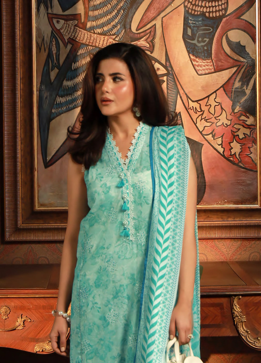 Komal Lawn by Lakhany Unstitched Embroidered Lawn 3 Piece Suit LSM26UK LG-IZ-0537 - Summer Collection