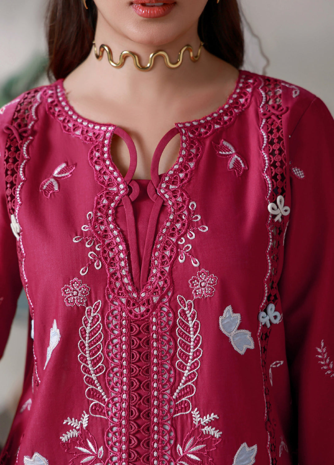 Saagar by Aabyaan Unstitched Embroidered Luxury Lawn 3 Piece Suit ABY26USL AL-4 Noor - Festive Collection