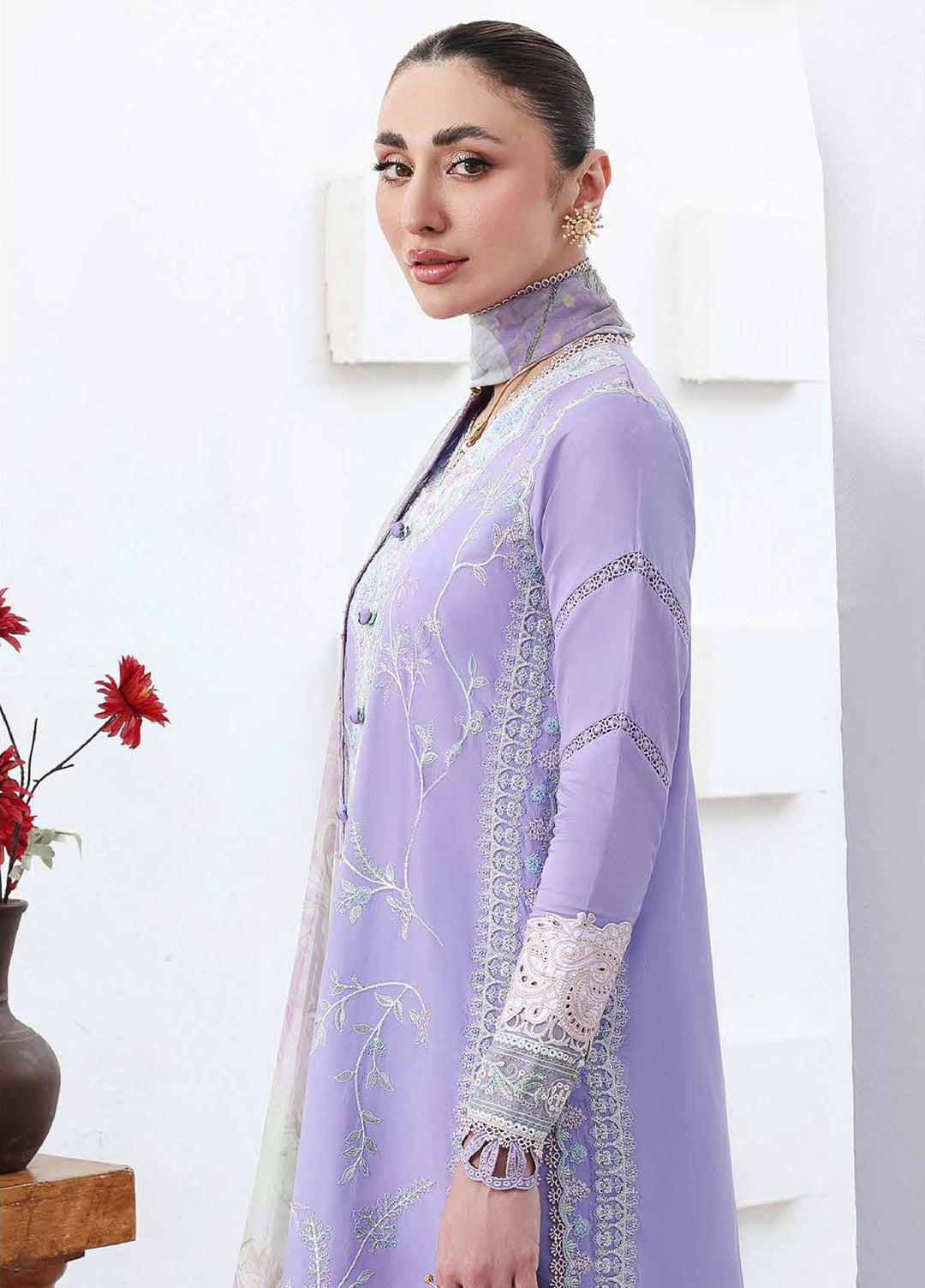 Floral Reverie by Roheenaz Unstitched Embroidered Lawn 3 Piece Suit RN26UFRL WHISPERING - Festive Collection