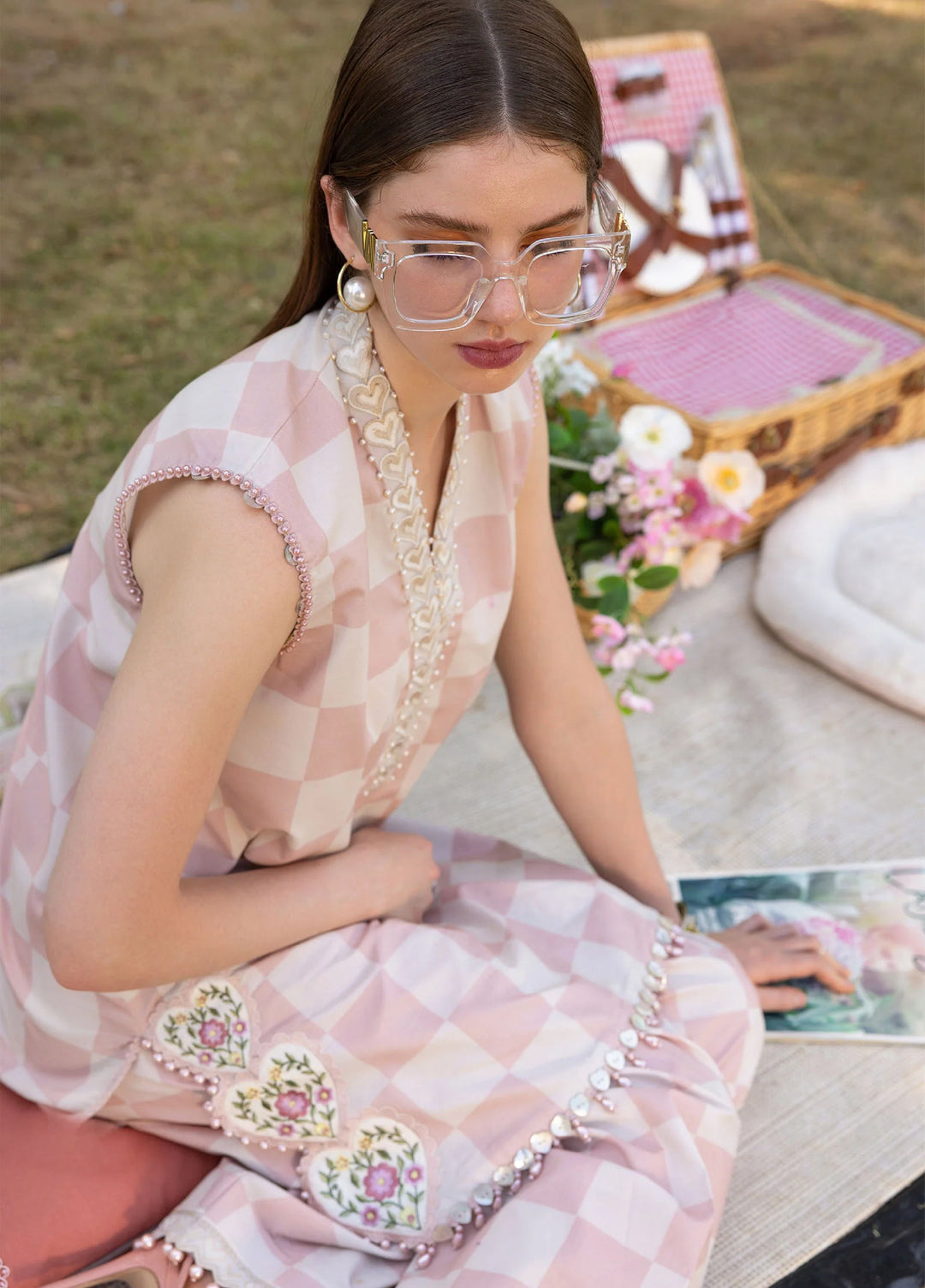 M Prints by Maria B Unstitched Printed Lawn 3 Piece Suit MB26UMP D-06 A - Summer Collection