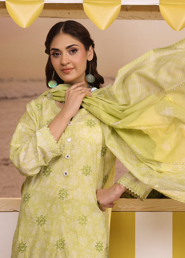 Regalia Textiles Unstitched Embroidered Lawn 3 Piece Suit RG26UEL D-6 - Casual Collection