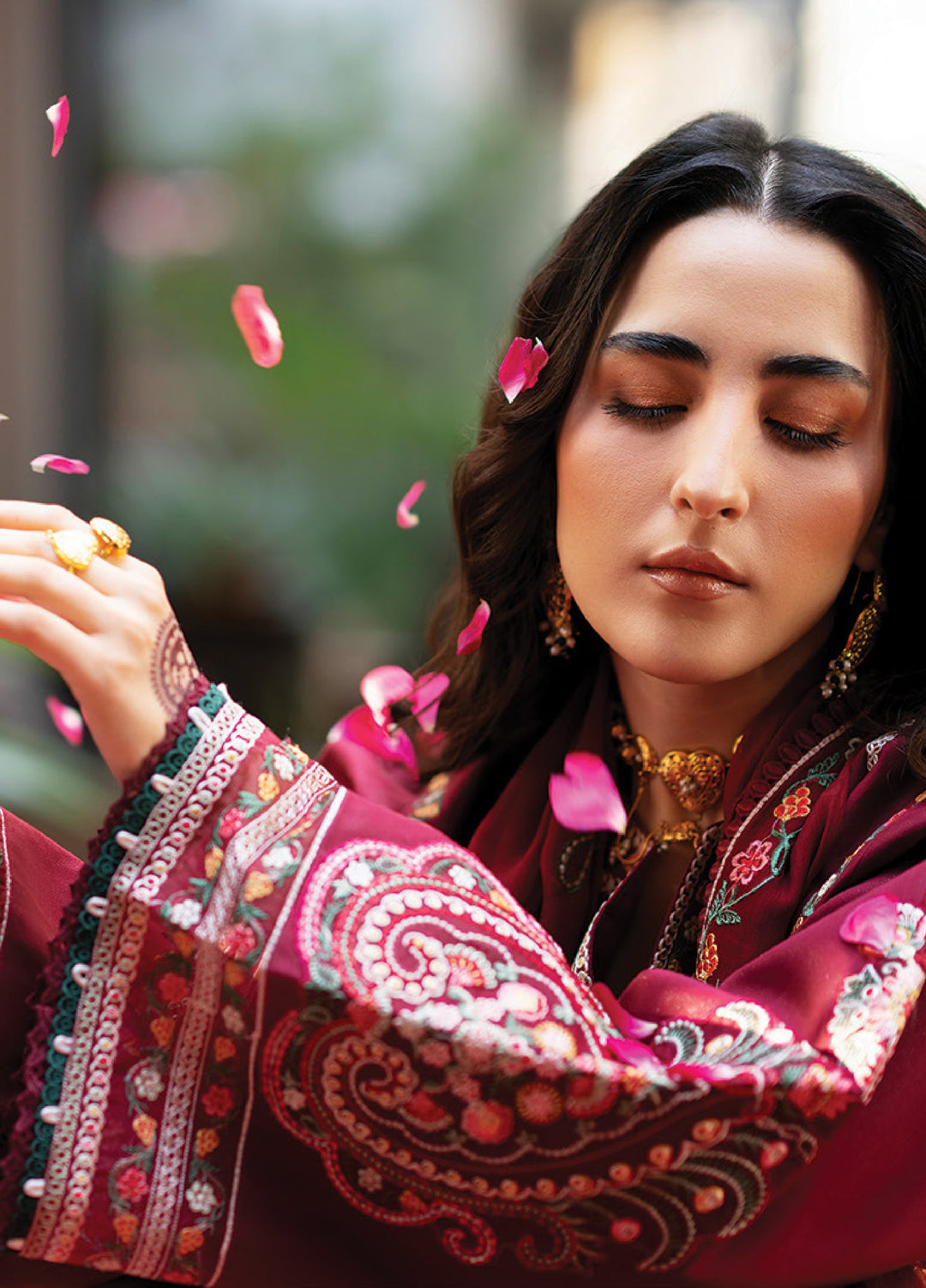 Satrangi by Mahnur Unstitched Embroidered Lawn 3 Piece Suit MN26ULS S-06 - Summer Collection