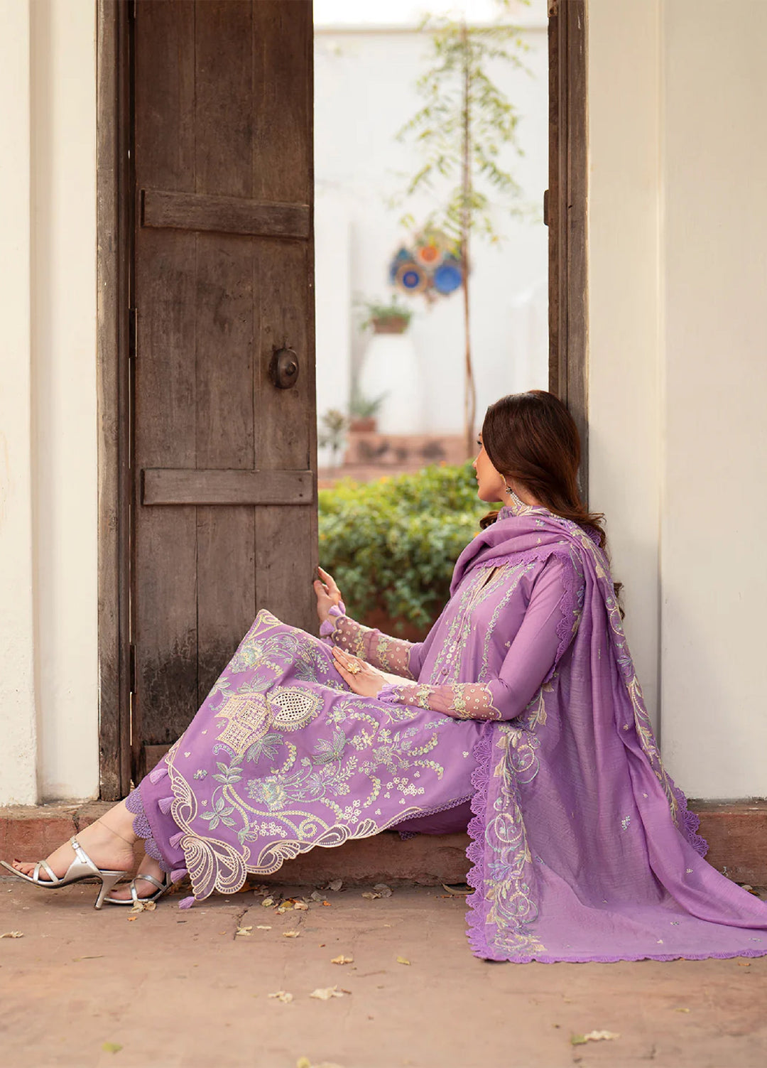 Angan by Mahnur Unstitched Embroidered Lawn 3 Piece Suit MN26UAL AAN-009 - Summer Collection