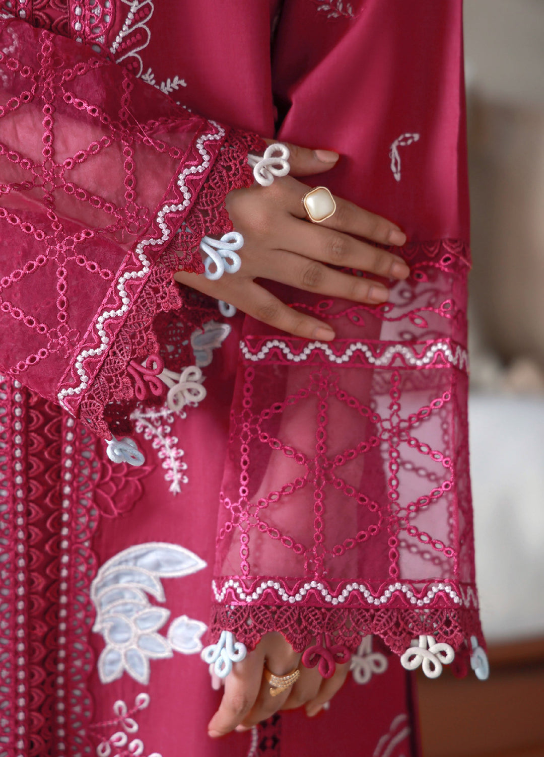 Saagar by Aabyaan Unstitched Embroidered Luxury Lawn 3 Piece Suit ABY26USL AL-4 Noor - Festive Collection