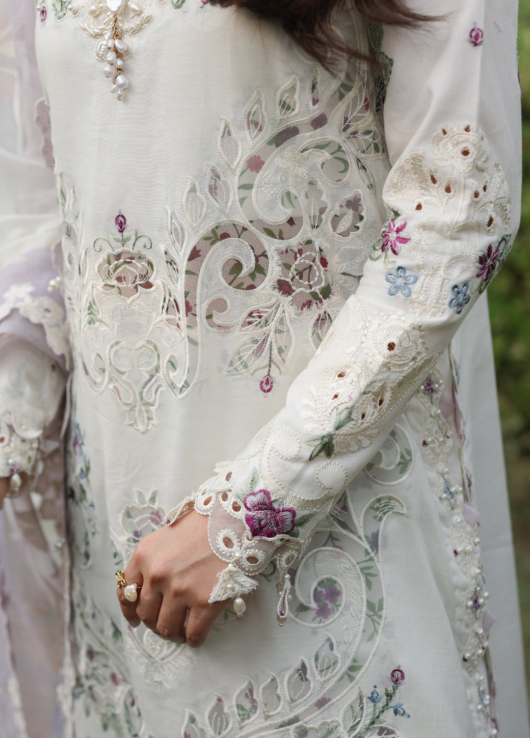 Tales of Petals by Sardinia Unstitched Embroidered Luxury Lawn 3 Pcs Suit SRD26UTP D-9 Cloud Whisper - Festive