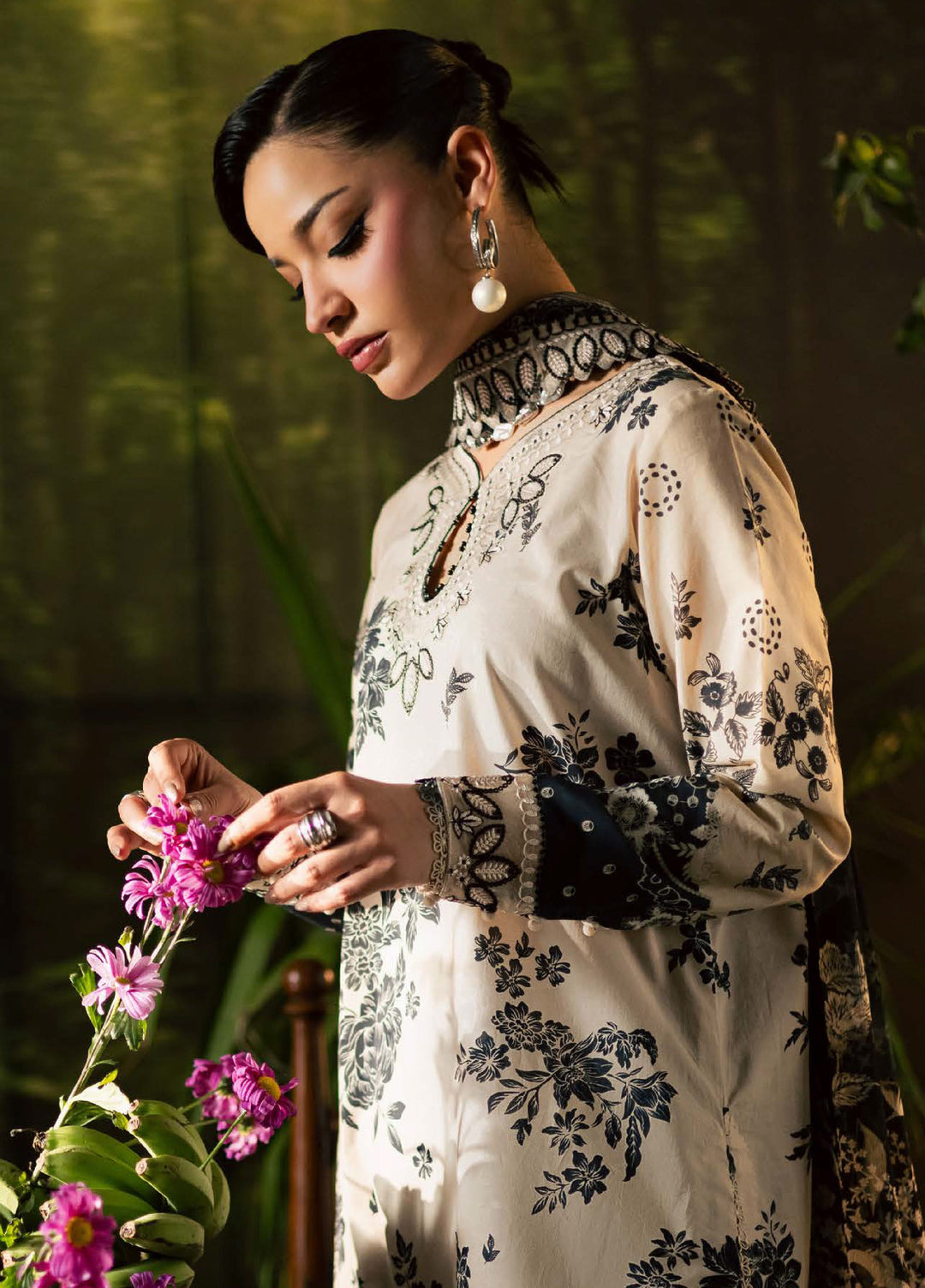 Daily Delight by Nureh Unstitched Embroidered Lawn 3 Piece Suit NU26UDDL DD-27 - Summer Collection