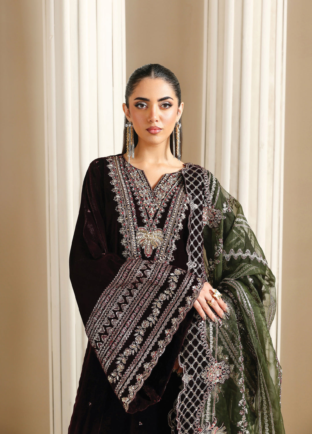 Lamour by Alizeh Fashion Unstitched Velvet Embroidered Suits 3 Piece AFB25LV D-06 Vanya - Festive Collection