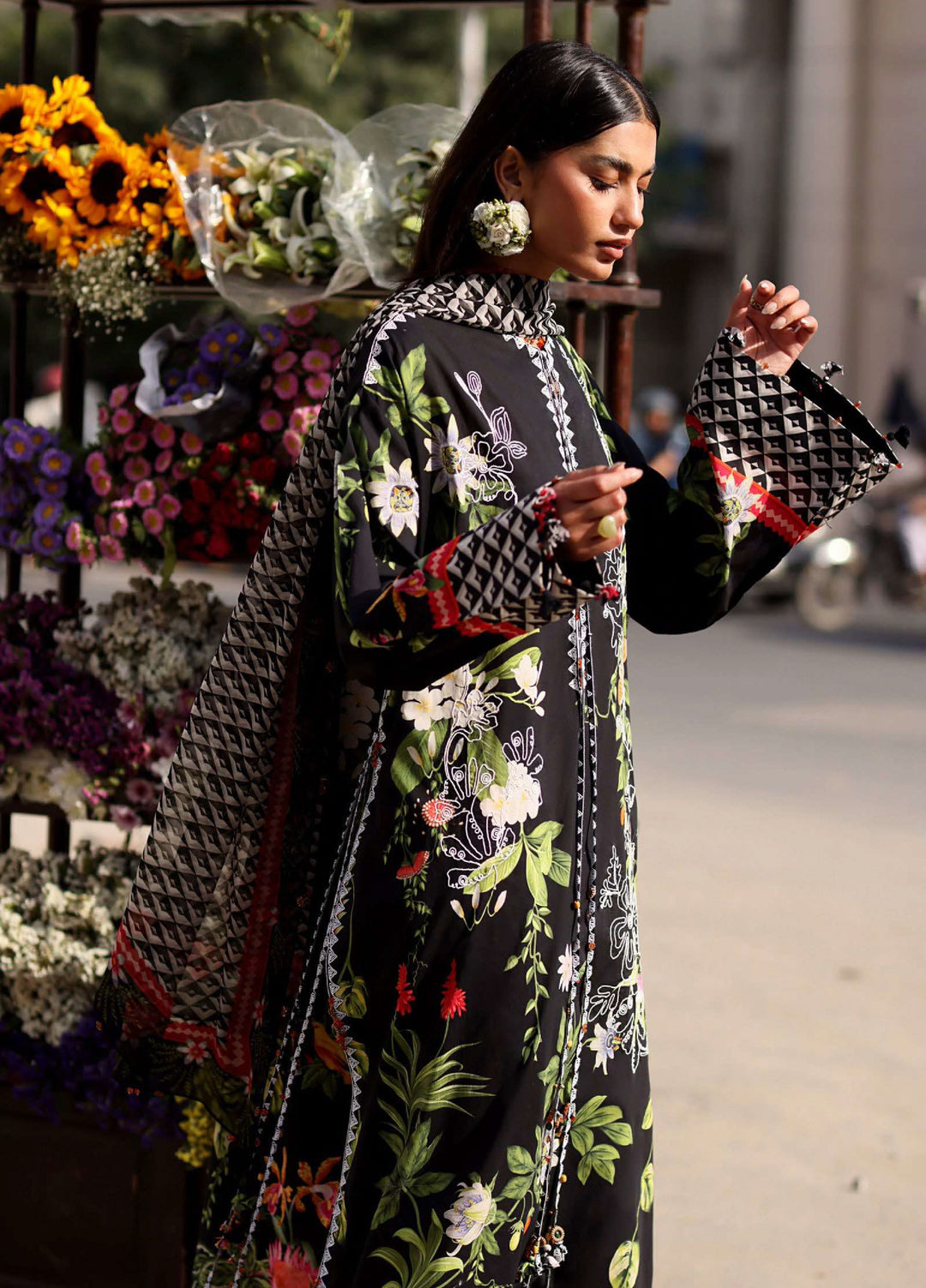 Wild Flower by Zaha Unstitched Embroidered Lawn 3 Piece Suit ZK26UWL ZF26-04 Midnight Bloom - Festive Collection
