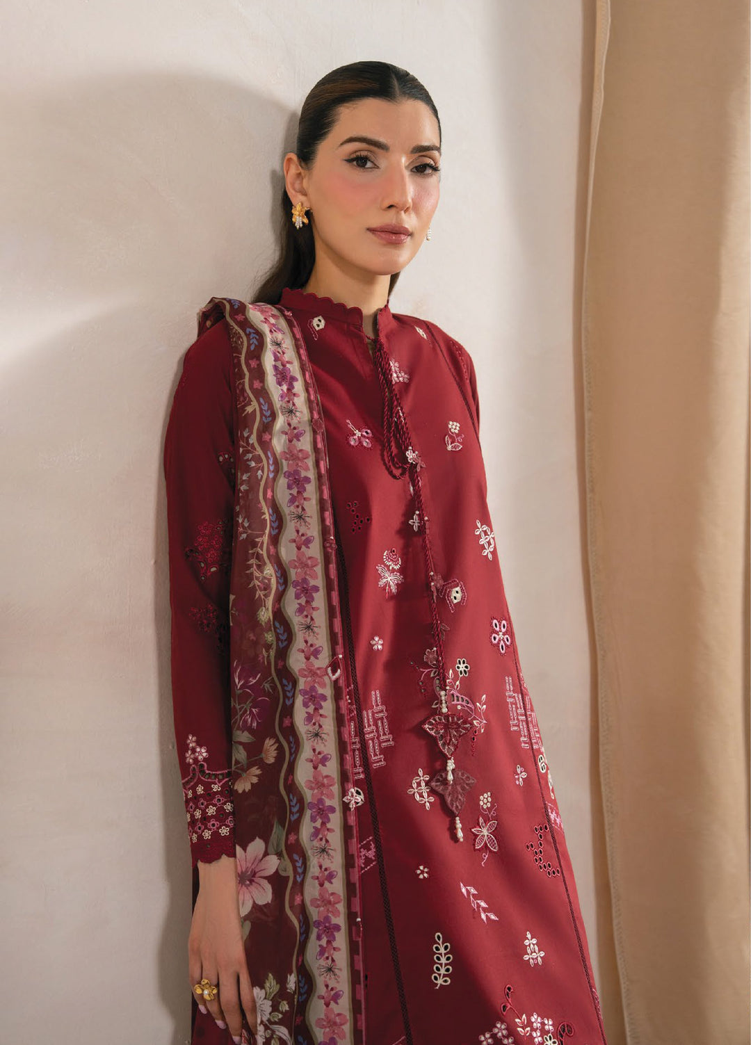 Seran Unstitched Embroidered Lawn 3 Piece Suit SN26ULLE Zeyrah D-09 - Eid Collection