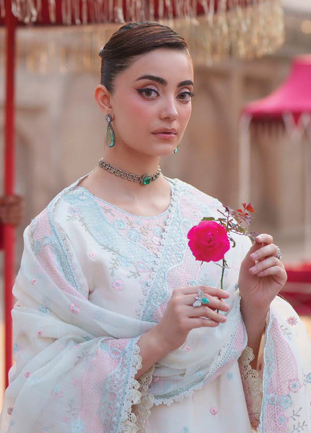 Nilofer by Mahnur Unstitched Embroidered Luxury Lawn 3 Piece Suit MN26ULN N-2 - Summer Collection