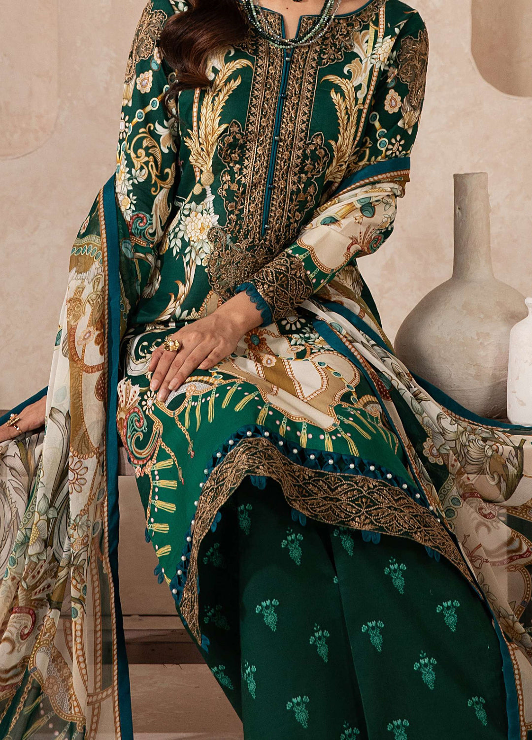 Gulaal Unstitched Embroidered Lawn 3 Piece Suit GL26ULF Vantae D-3 - Festive Collection