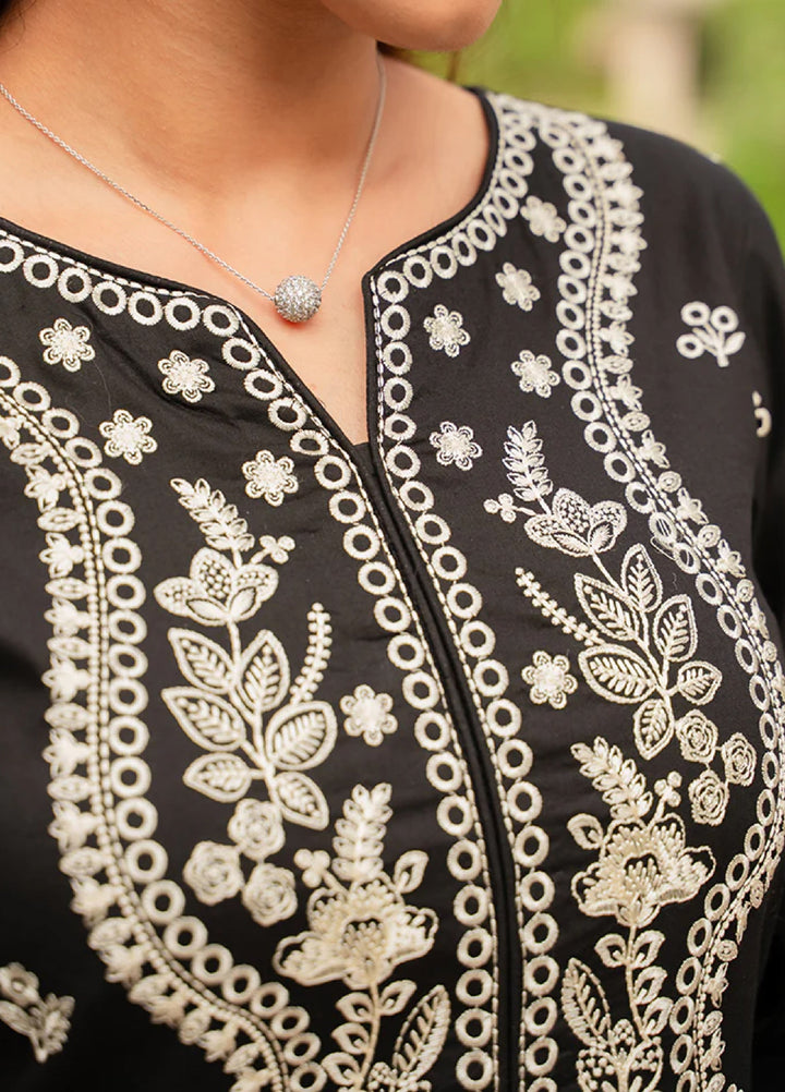 Basics by Gulaal Pret Embroidered Lawn 2 Piece DW-05 Monnlit Noir - Summer Collection