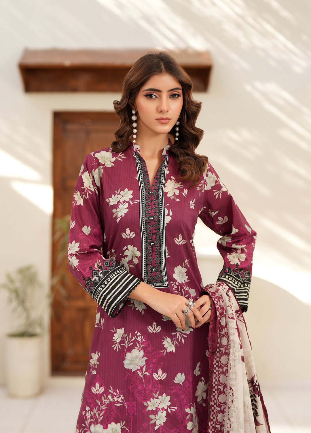 Salina by Regalia Textile Unstitched Printed Lawn 3 Piece Suit RG26DPS D-2 - Summer Collection