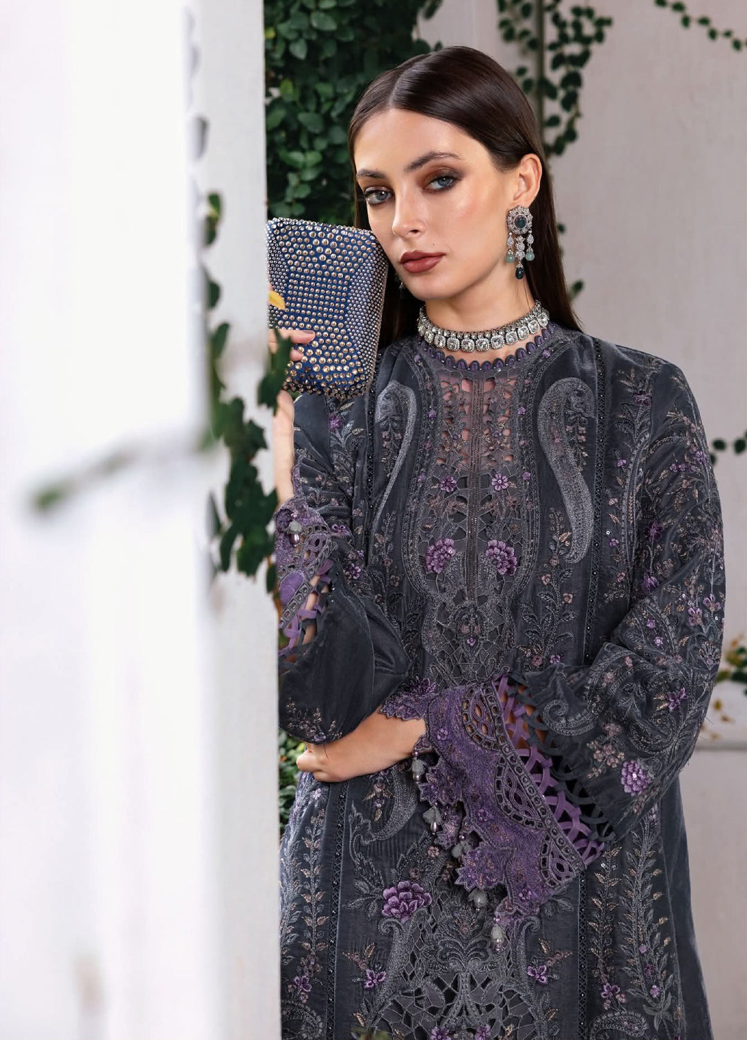Luxe by Maria B Unstitched Embroidered Velvet 3 Piece MB25LW D5 - Winter Collection