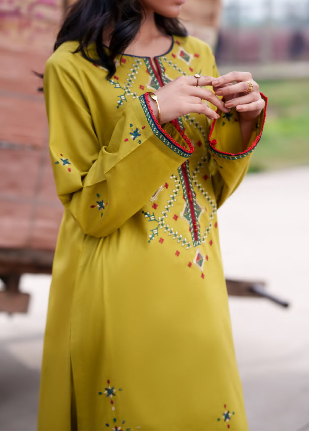 Safarnama by Casuallite RTW Embroidered Cotton Lawn 3 Piece CL26PSCL Orla Bloom - Eid Collection