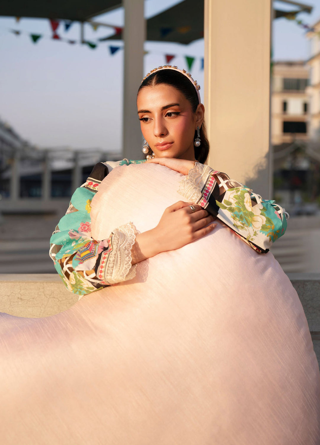 Broadway by Mahnur Unstitched Embroidered Lawn 3 Piece Suit MN26UB BW-007 - Summer Collection