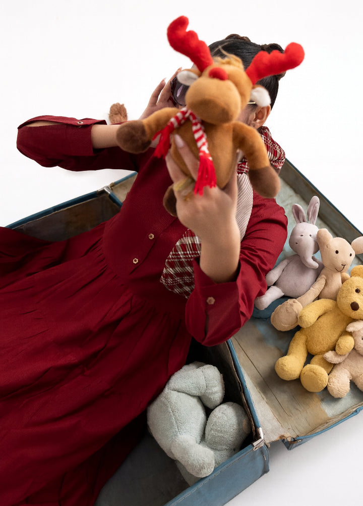 Like a Bird by Casuallite Women Pret Linen Solids Suits 2 Piece D-5 Crimson Drift - Winter Collection