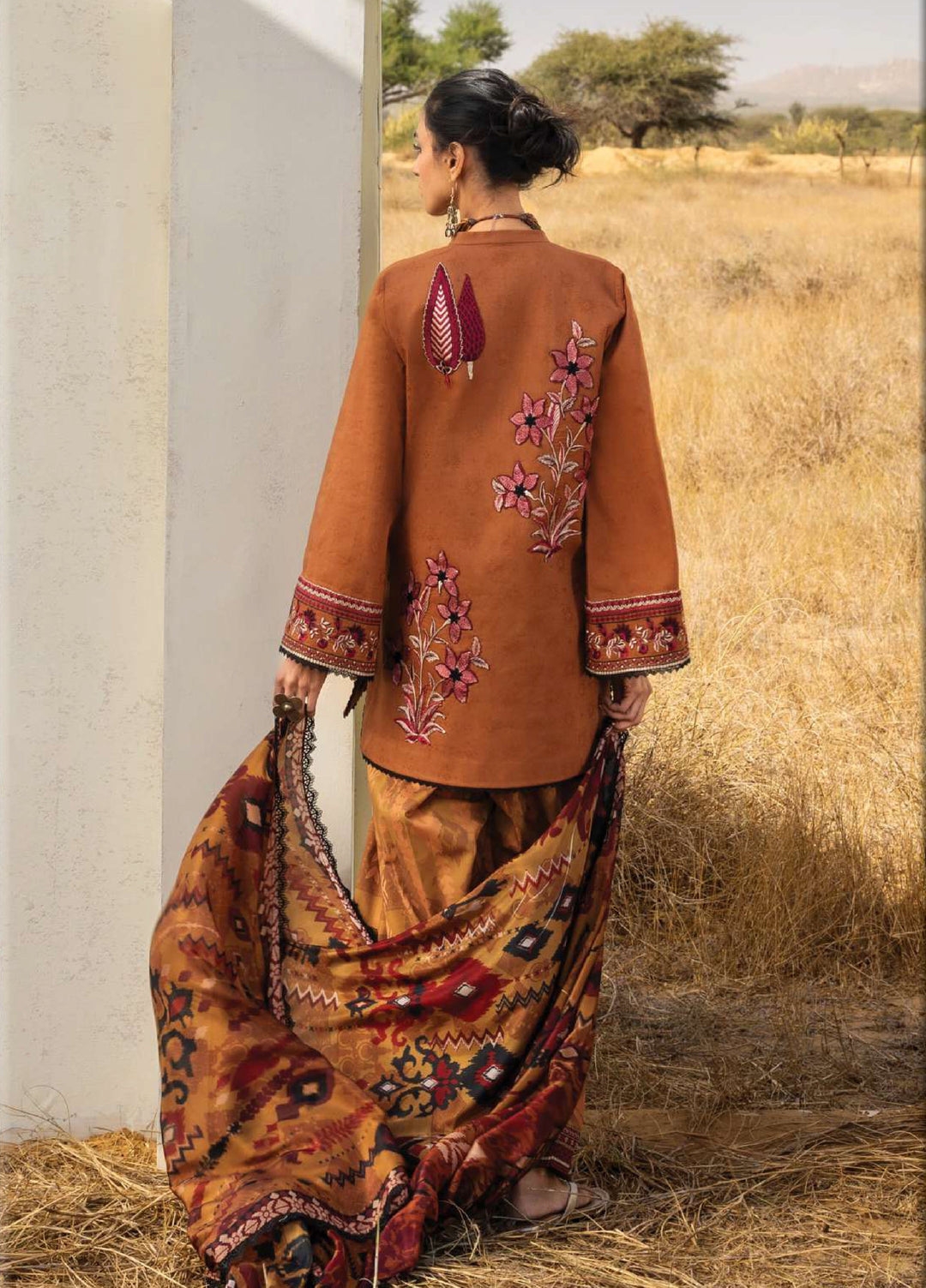 Zainab Chottani Unstitched Embroidered Luxury Lawn 3 Piece Suit ZC26ULZ D-18 ORLINA - Summer Collection