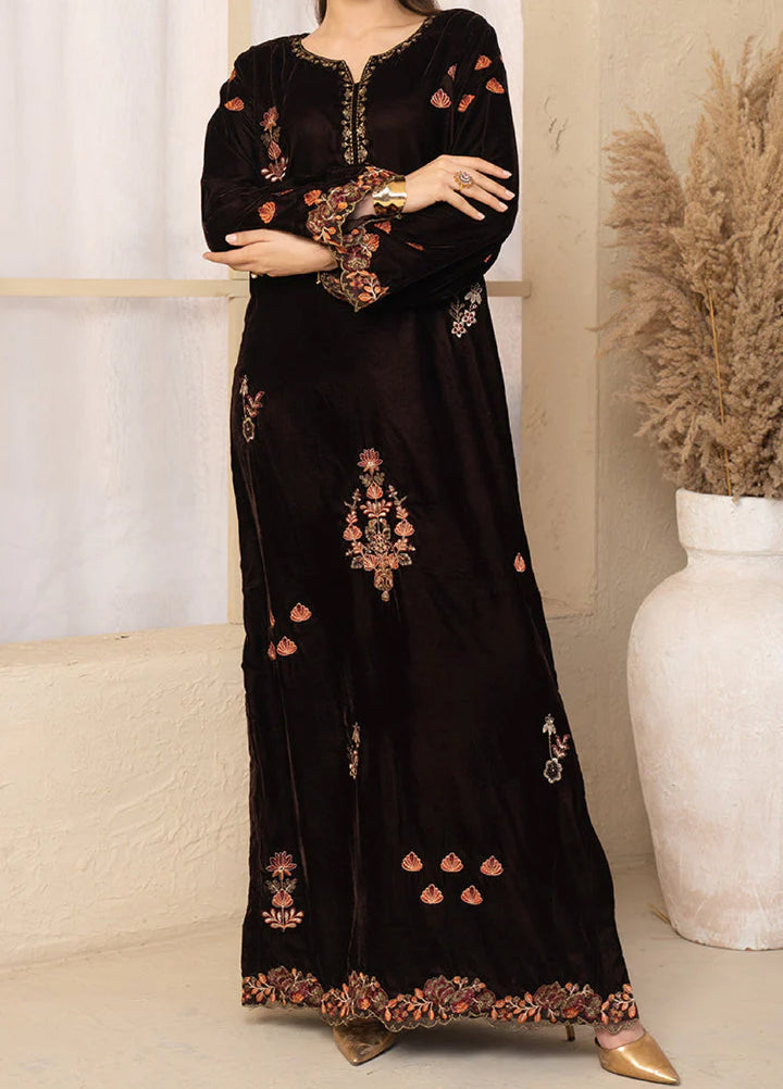 Winter Hues by Naayas Women Pret Embroidered Kaftan Velvet Jardin - Winter Collection