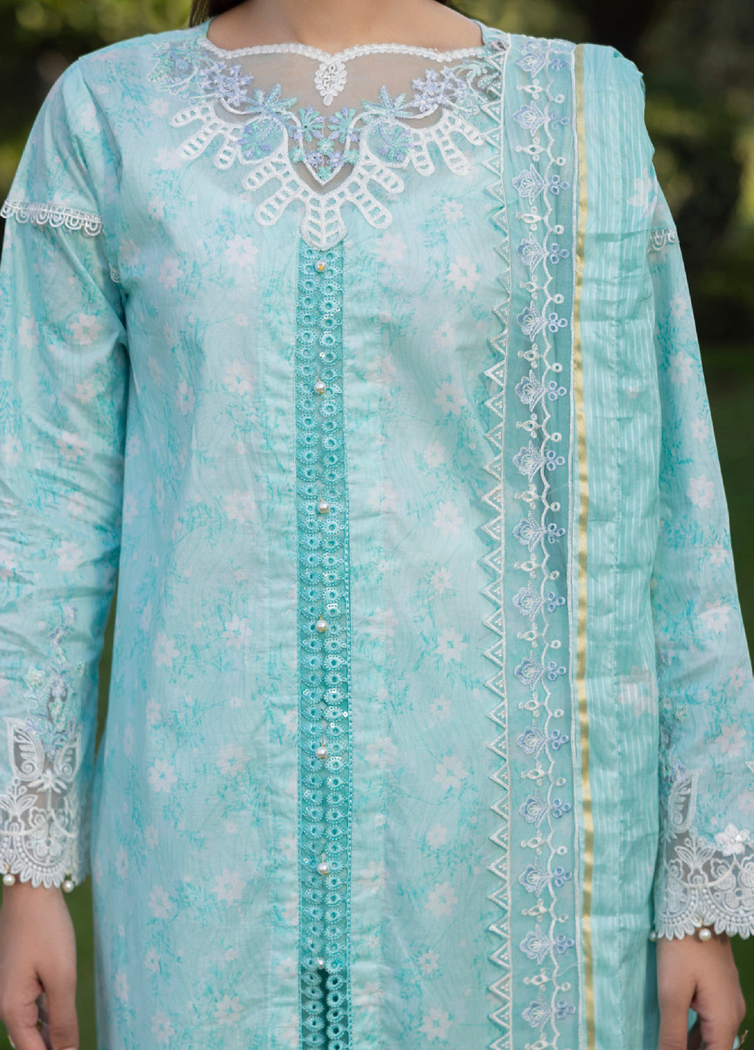 Al Zohaib Applique Kari Unstitched Embroidered Lawn 3 Piece Suit AZ26UAL D-08 - Casual Collection