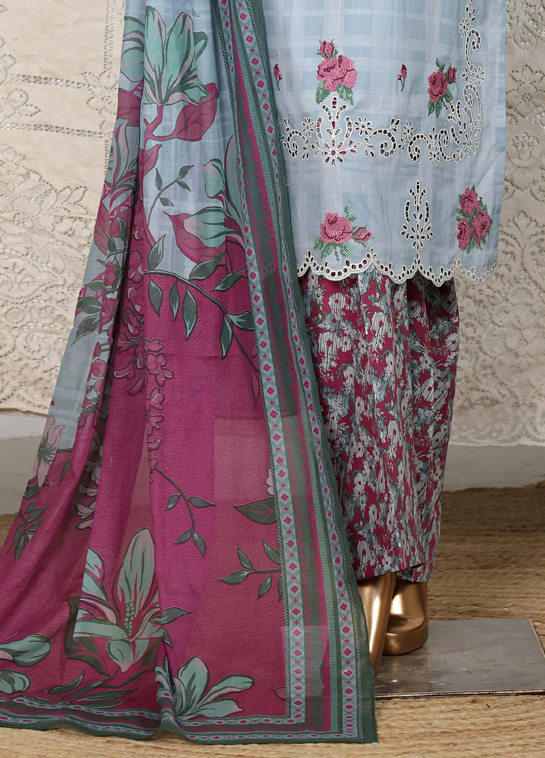 Guldozi by HZ Textiles RTW Embroidered Lawn 3 Piece Suit CPE-3P-030 - Summer Collection