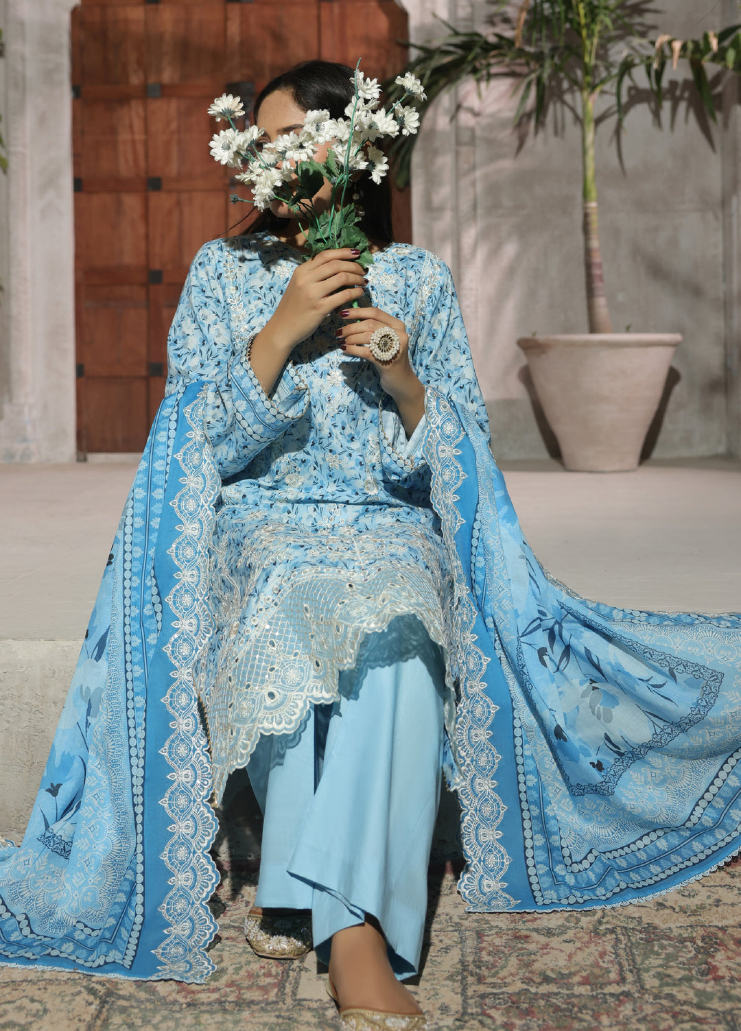 Zynah Premium by VS Textiles Unstitched Embroidered Lawn 3 Piece Suit VS26UZP 699 - Summer Collection