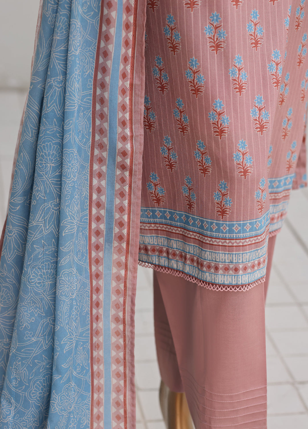 Nayab by HZ Textiles Unstitched Printed Cotton Lawn 3 Piece Suit HZ28UN NPC-09 - Casual Collection