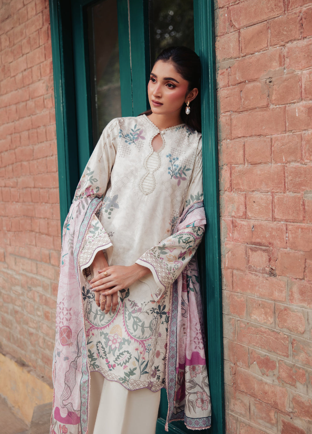 Zync by Florent Unstitched Printed Lawn 3 Piece Suit FL26ULE FZ-9 - Eid Collection