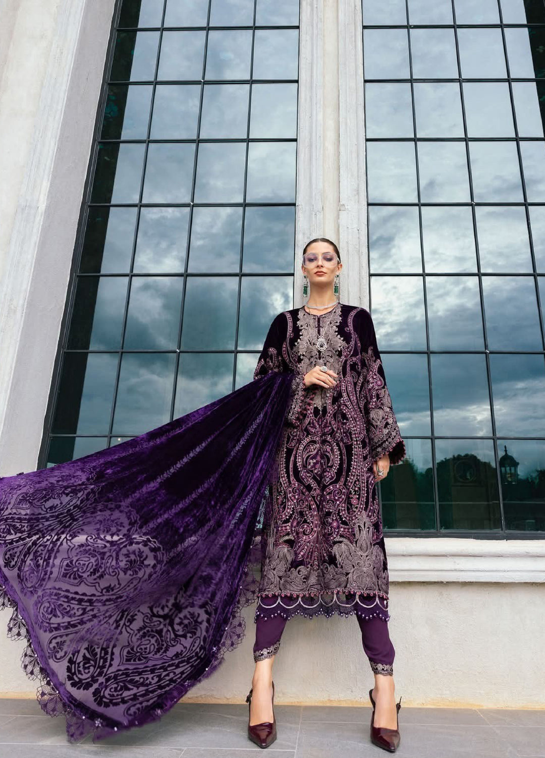 Luxe by Maria B Unstitched Embroidered Velvet 3 Piece MB25LW D11 - Winter Collection