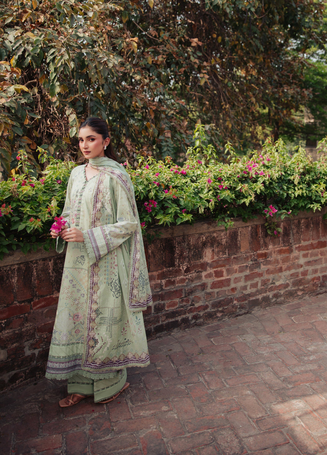 Zync by Florent Unstitched Printed Lawn 3 Piece Suit FL26ULE FZ-11 - Eid Collection
