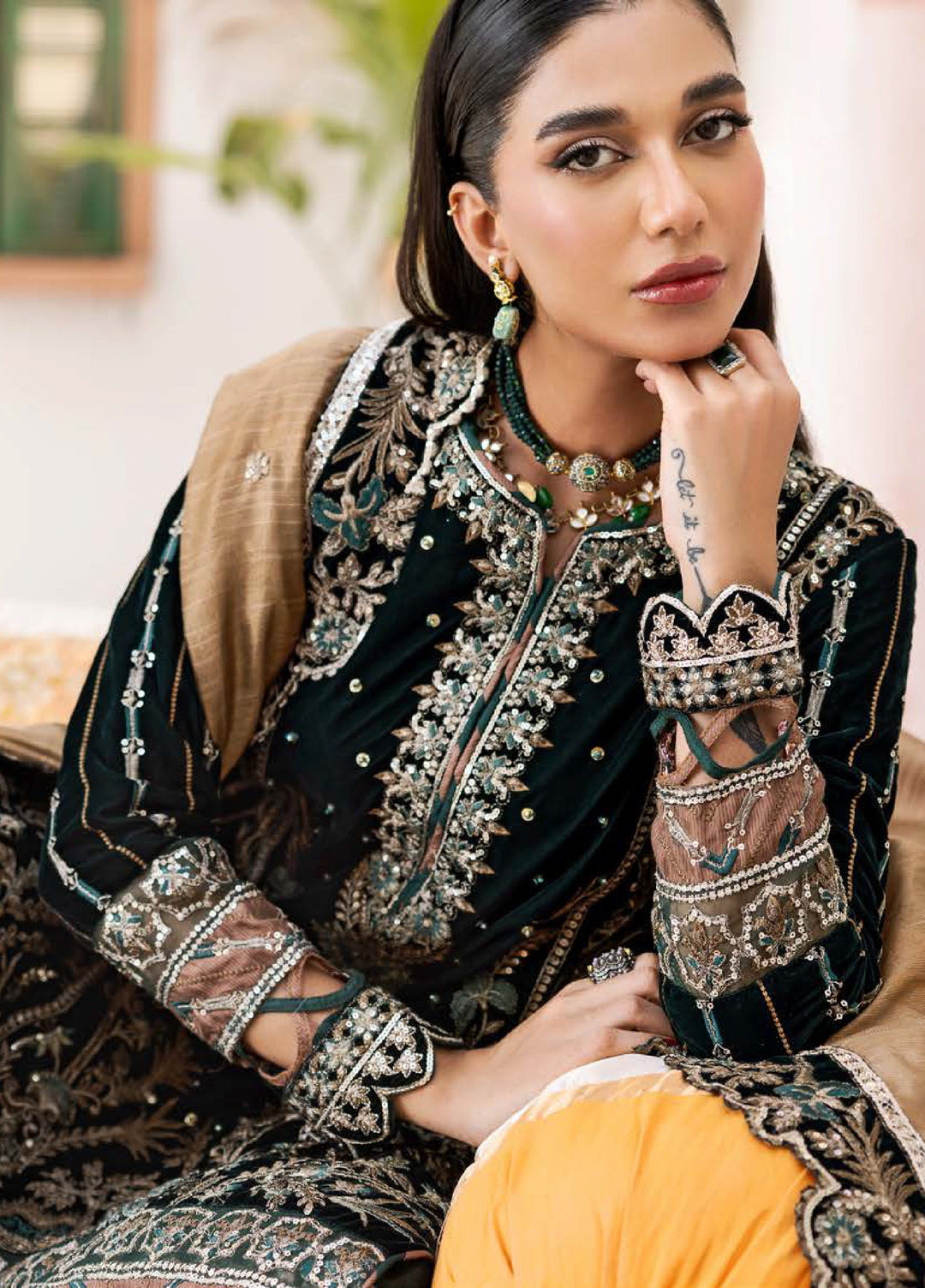 Andaz E Makhmal by Zebtan Unstitched Velvet ZB25 ZAM-05 - Festive Collection