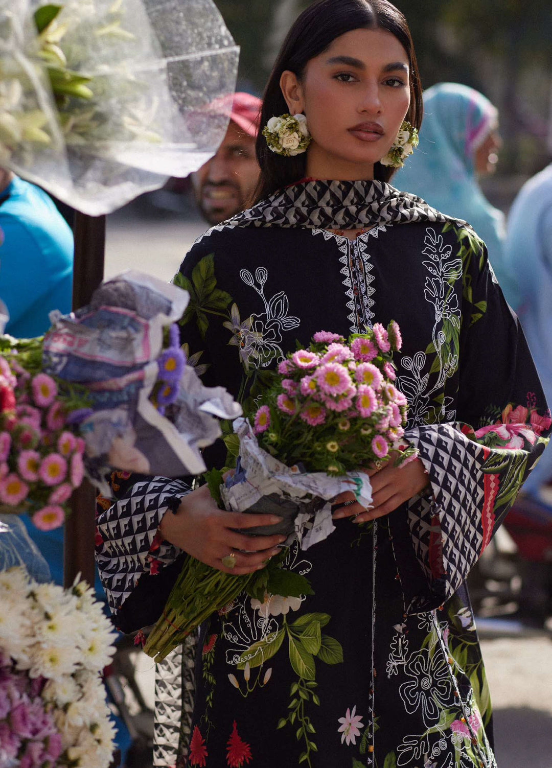 Wild Flower by Zaha Unstitched Embroidered Lawn 3 Piece Suit ZK26UWL ZF26-04 Midnight Bloom - Festive Collection