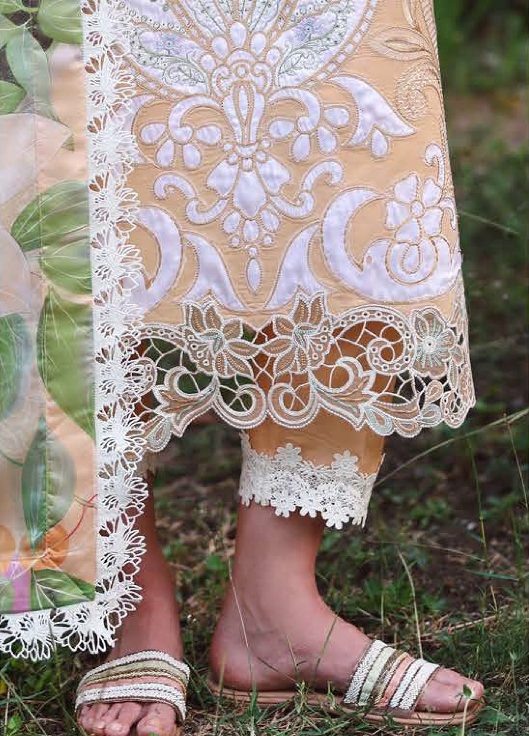 The Secret Garden by Mushq Unstitched Embroidered Lawn 3 Piece Suit MU26ULSG Wisteria Veil HUNSS260205 - Festive Collection