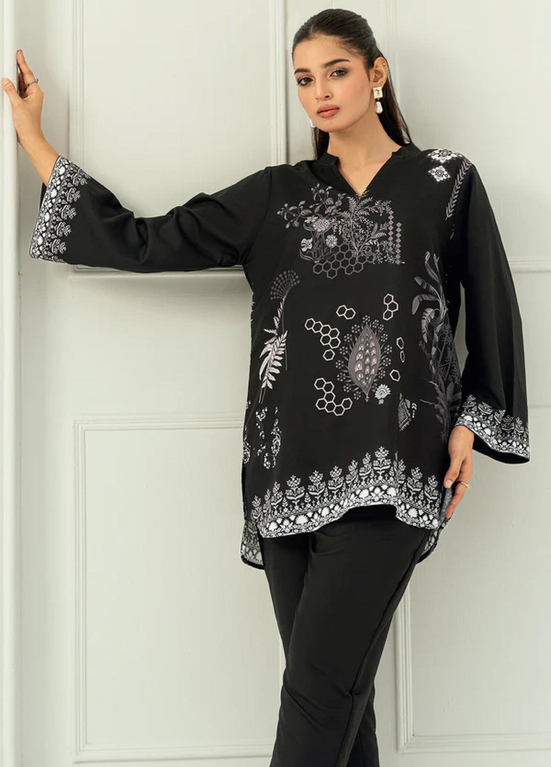 Nairah Women Pret Printed Arabic Lawn Suit NAH26PN Nureh - Spring Collection