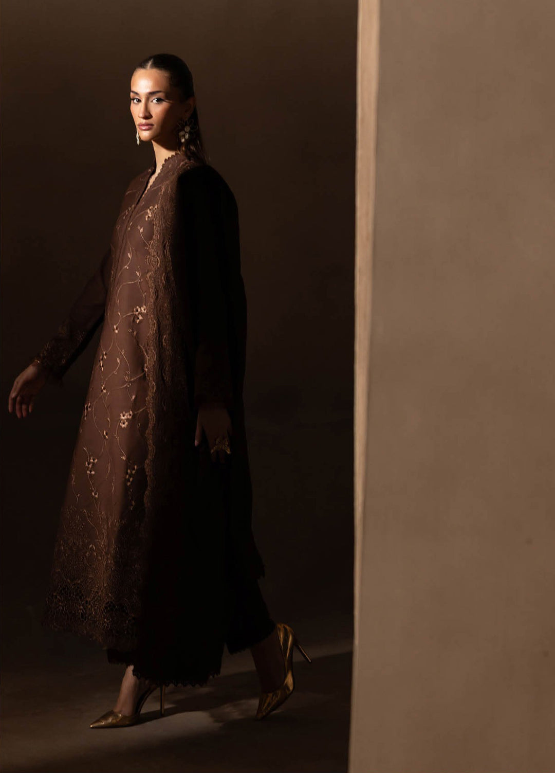 Sareen by Rajbari Unstitched Premium Viscose Chikankari 3 Piece RB25SC D-02 - Winter Collection