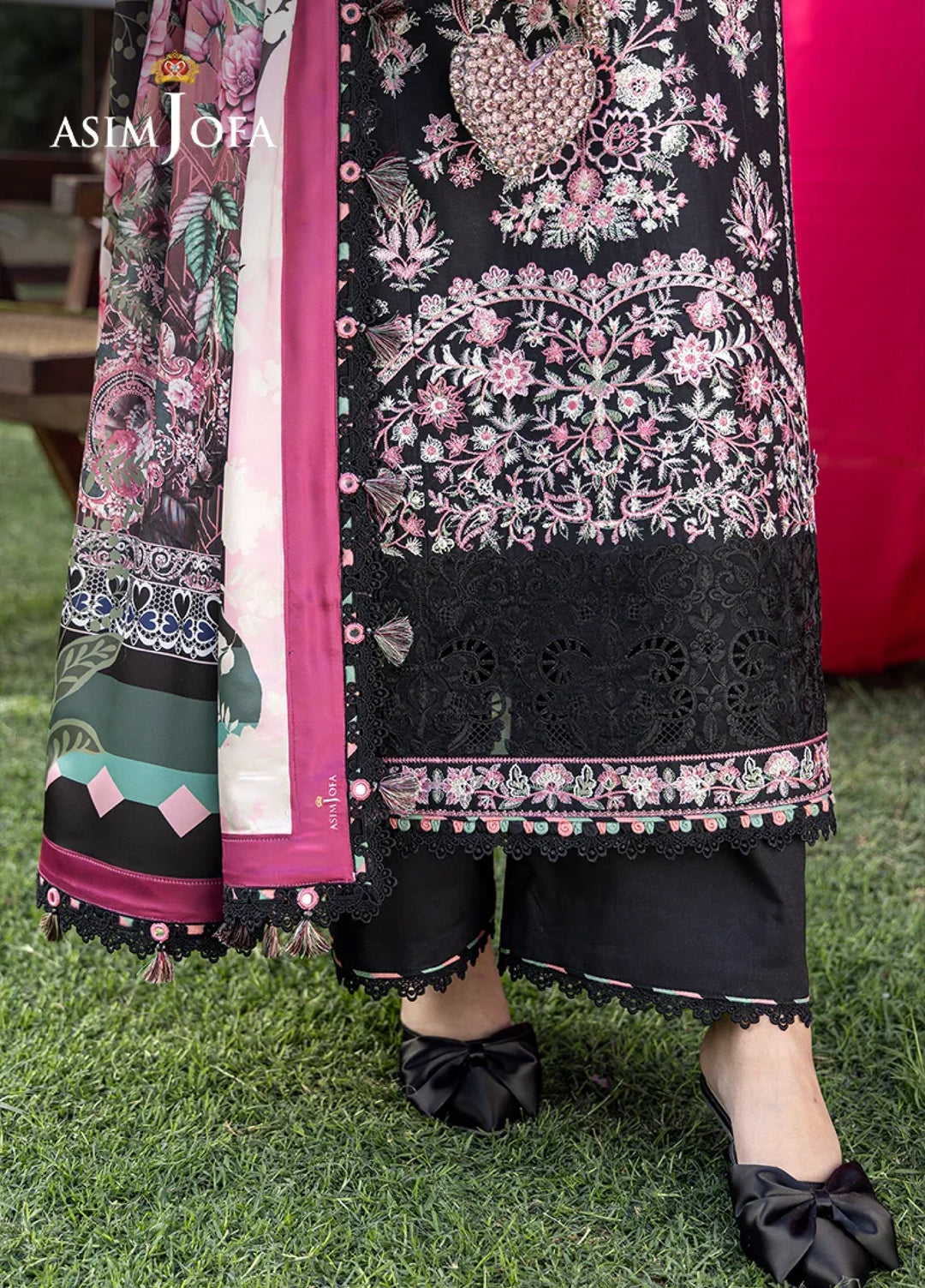 Asim Jofa Unstitched Embroidered Luxury Lawn 3 Piece Suit AJ26ULL AJULW-05 - Festive Collection